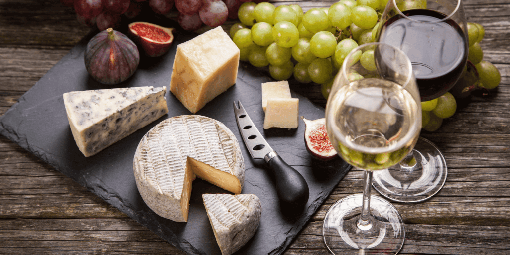 Los 3 mejores vinos para degustarlos con queso